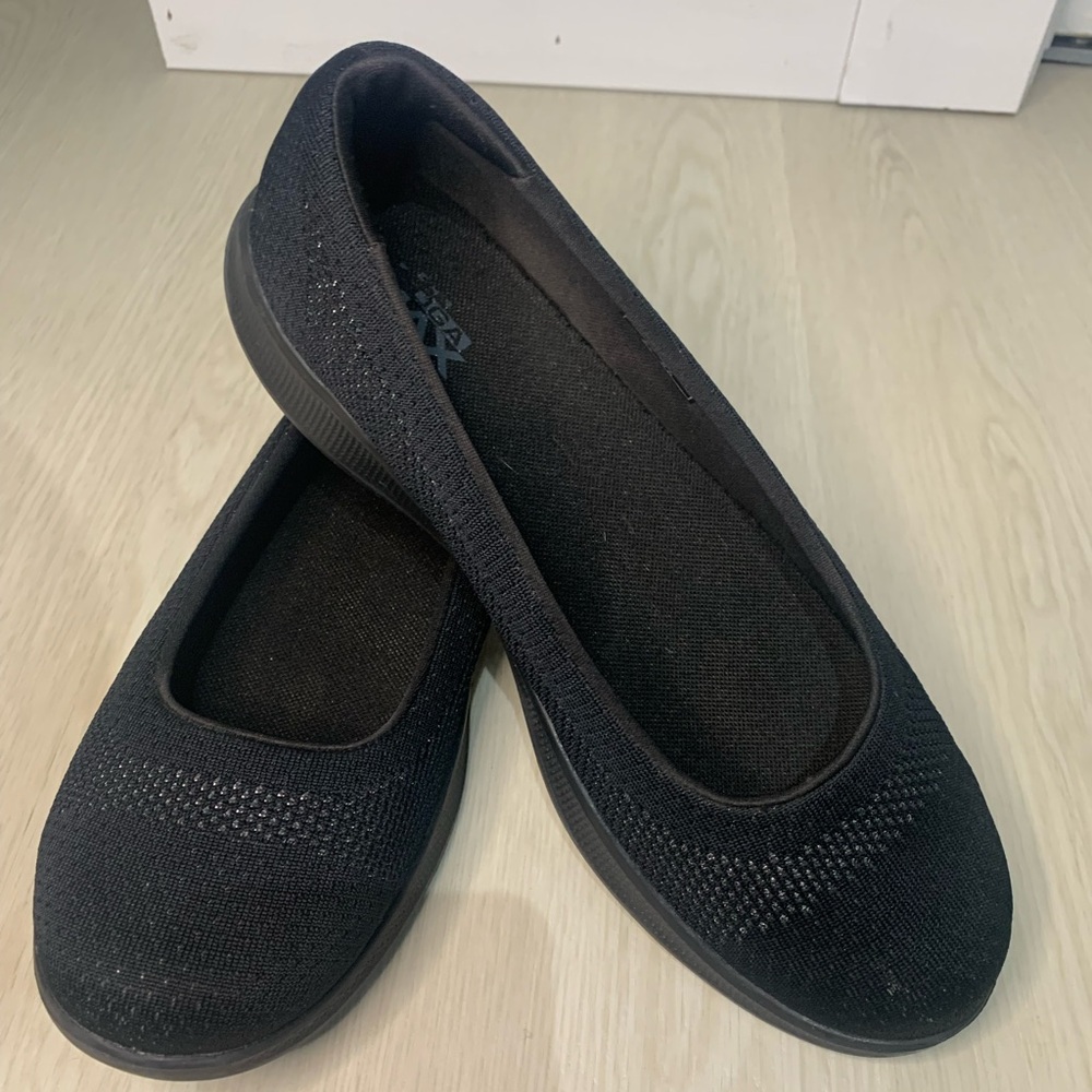 Sketchers Go Step shoes 10